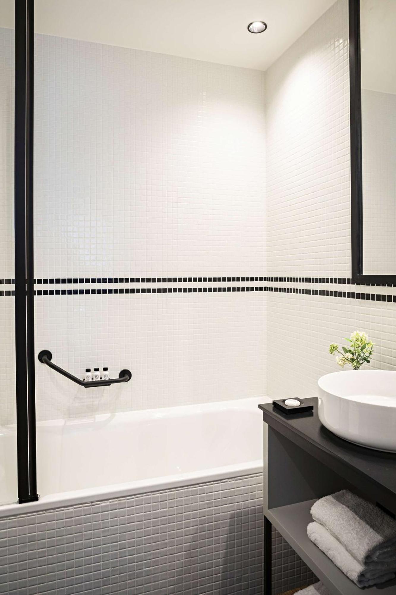 Best Western Premier The Blake Paris Gare Saint Lazare Zewnętrze zdjęcie